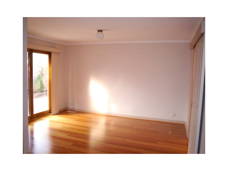 2/40 St Hellier Street, Heidelberg Heights VIC 3081