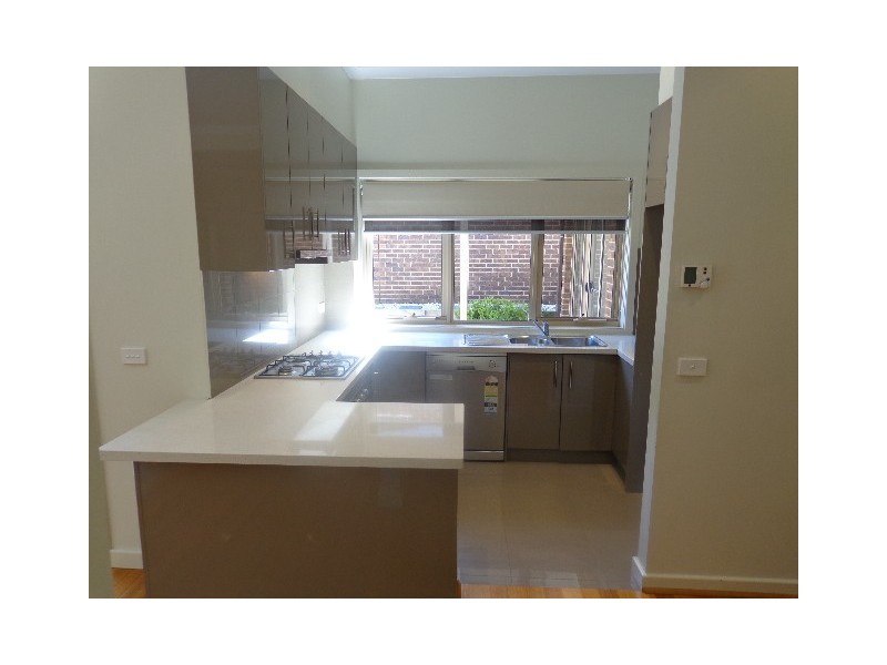 2/35 Moody Street, Balwyn North VIC 3104