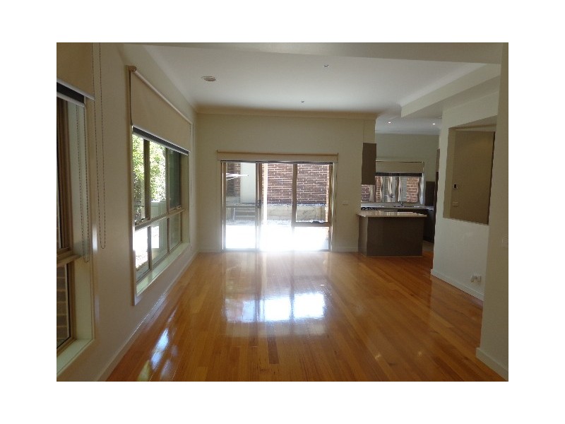 2/35 Moody Street, Balwyn North VIC 3104