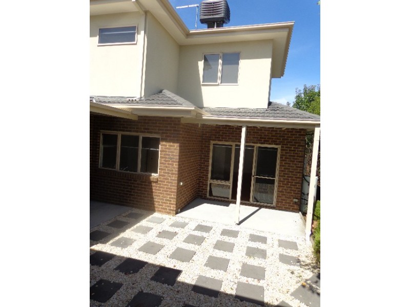 2/35 Moody Street, Balwyn North VIC 3104