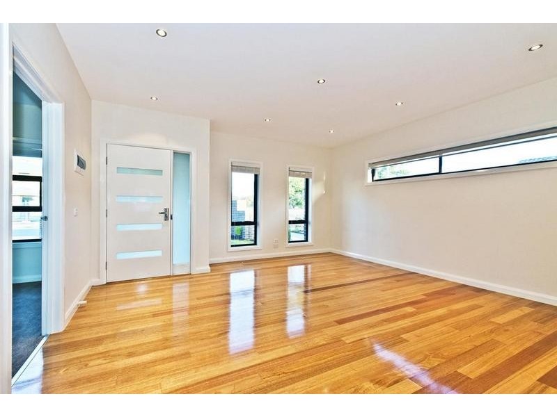 Heidelberg Heights VIC 3081