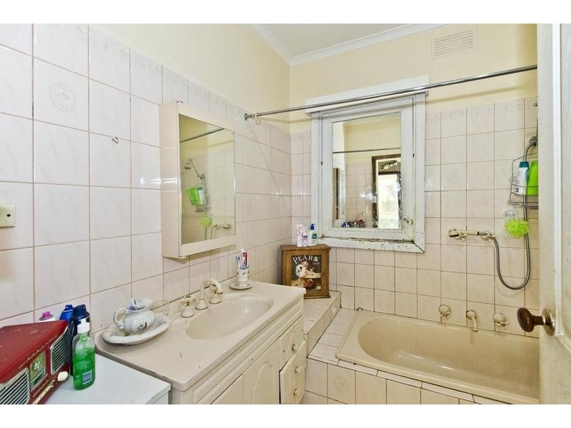 Heidelberg Heights VIC 3081