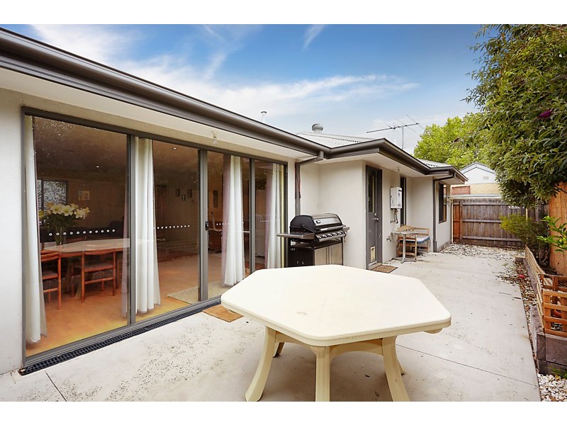 2/115 Grange Road, Fairfield VIC 3078
