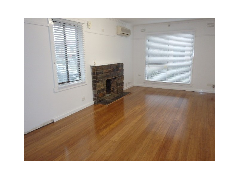 10 Catalina Street, Heidelberg West VIC 3081