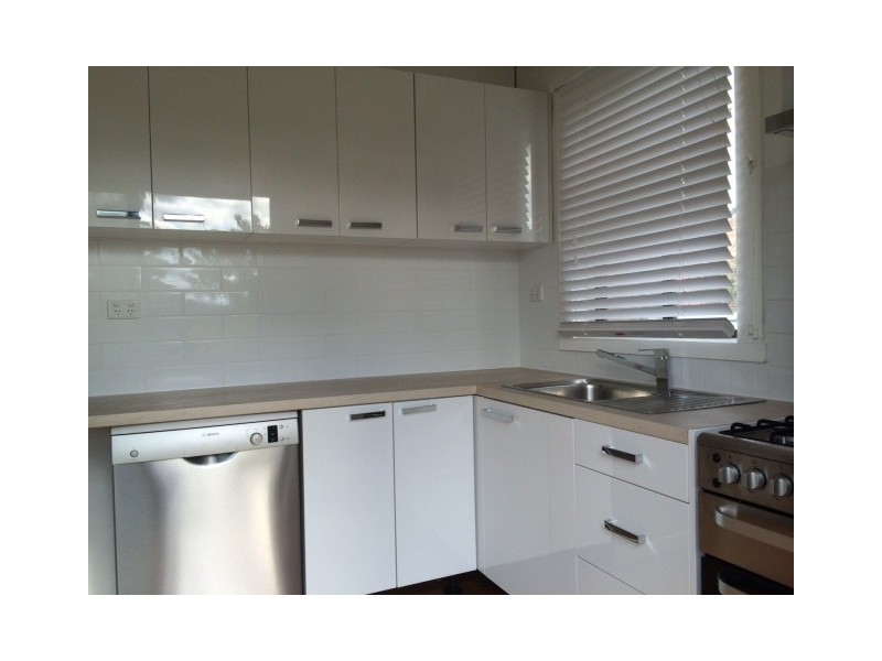 10 Catalina Street, Heidelberg West VIC 3081