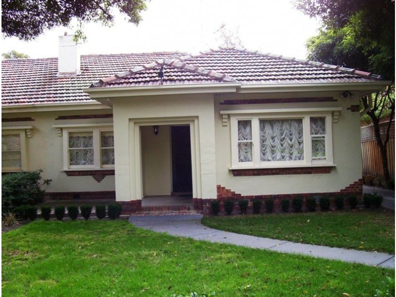 153 Locksley Road, Ivanhoe VIC 3079