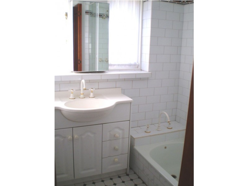 153 Locksley Road, Ivanhoe VIC 3079