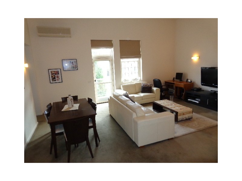 16/125 Main Drive, Macleod VIC 3085