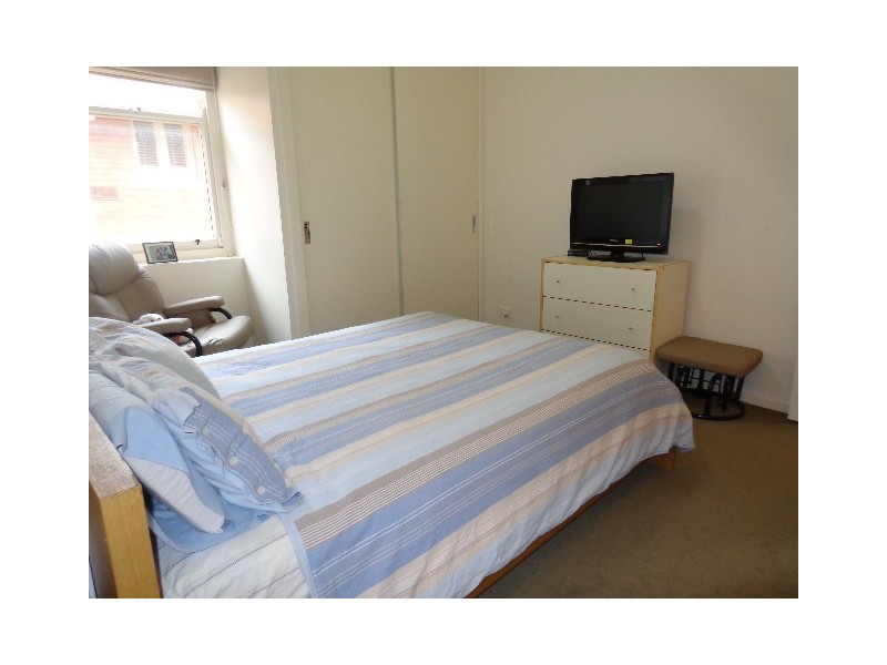 16/125 Main Drive, Macleod VIC 3085