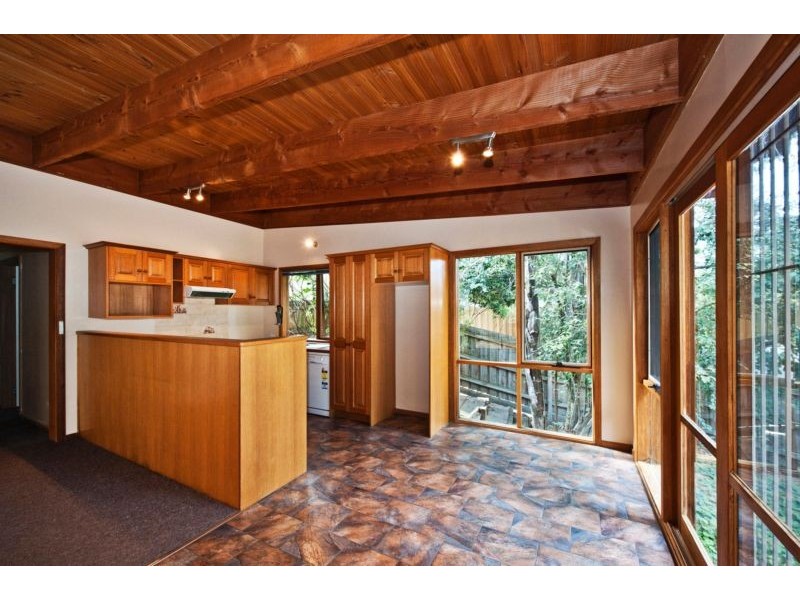 6a Hibiscus Avenue, Briar Hill VIC 3088