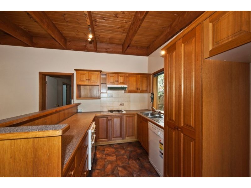 6a Hibiscus Avenue, Briar Hill VIC 3088