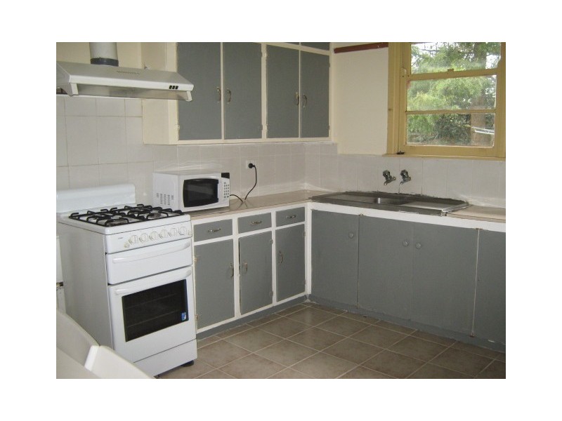 222 Oriel Road, Heidelberg West VIC 3081