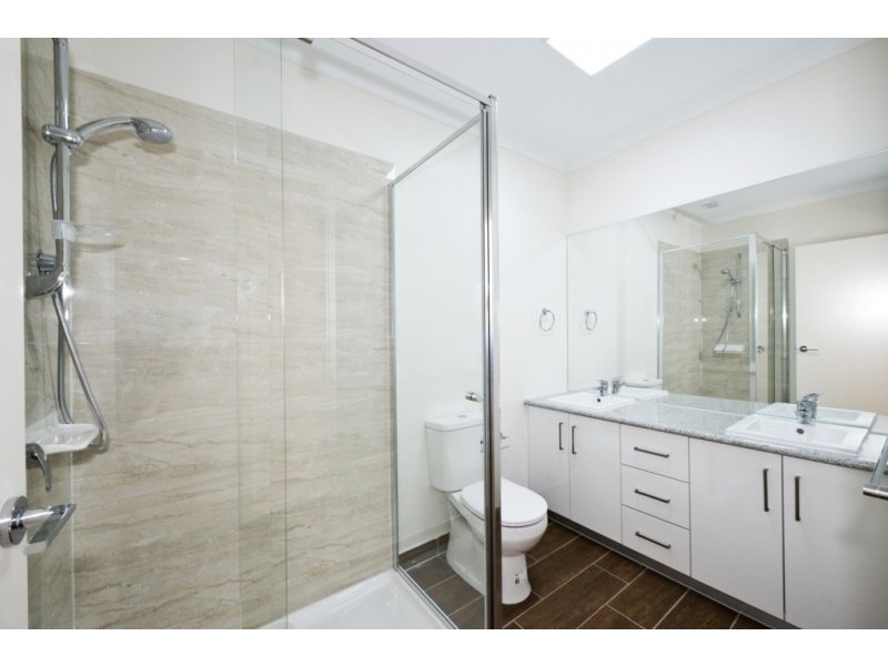 1&4/4 Kanimbla Court, Heidelberg West VIC 3081