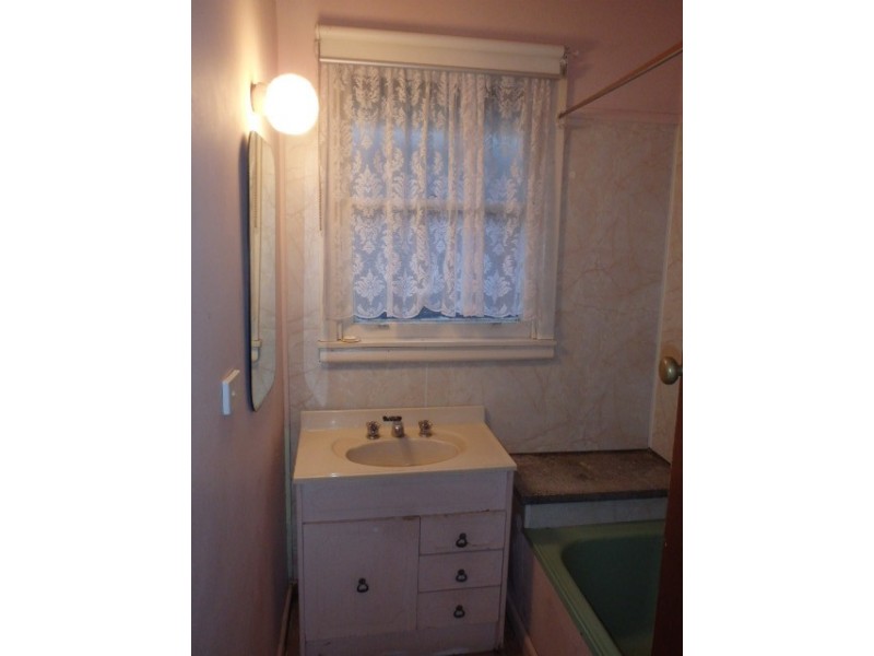 1/32 Setani Crescent, Heidelberg West VIC 3081