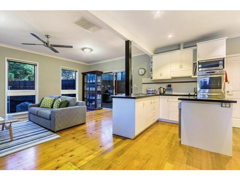 1/14 Daours Court, Watsonia VIC 3087