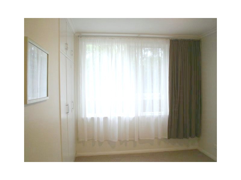 4/12 Stradbroke Avenue, Heidelberg VIC 3084