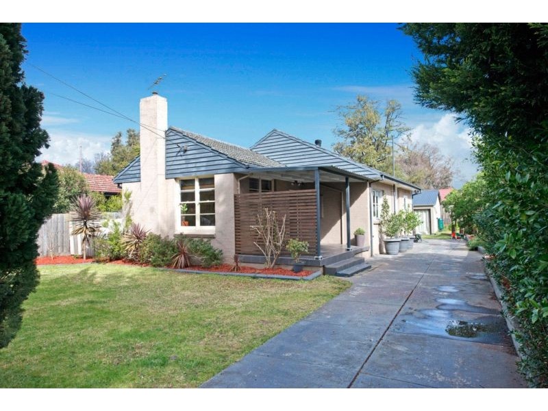 17 Derna Street, Heidelberg West VIC 3081