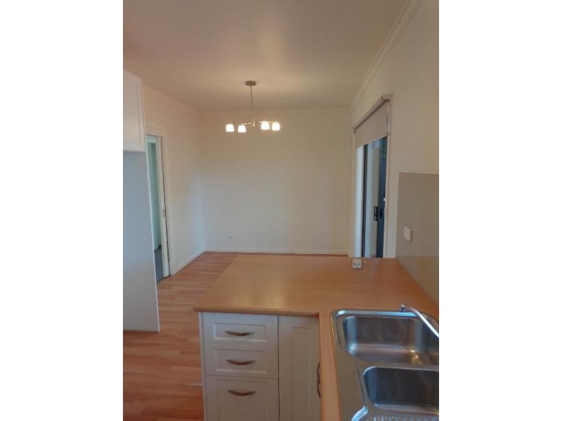 2/8 Stokes Street, Rosanna VIC 3084