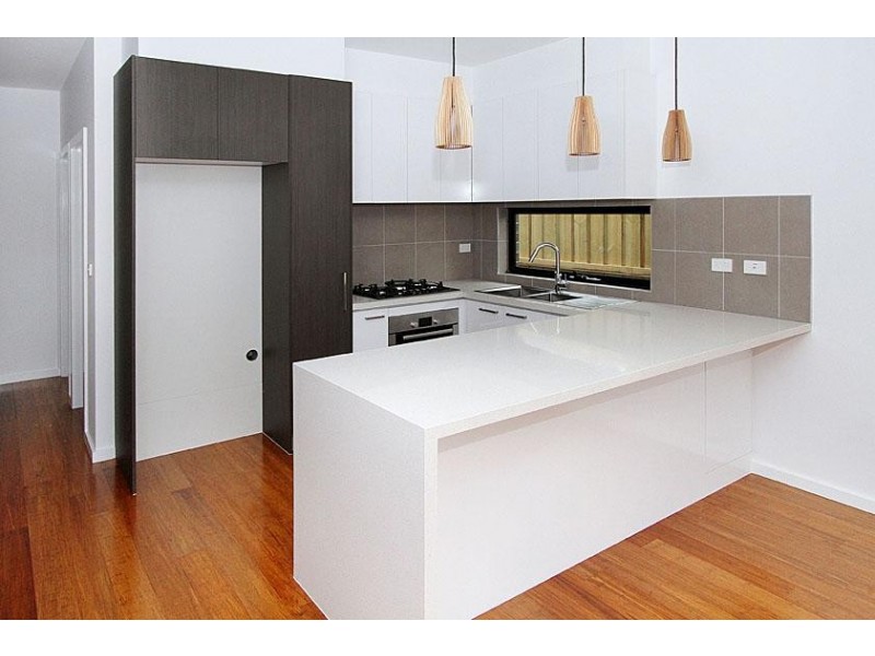 2/136 Victoria Road, Northcote VIC 3070