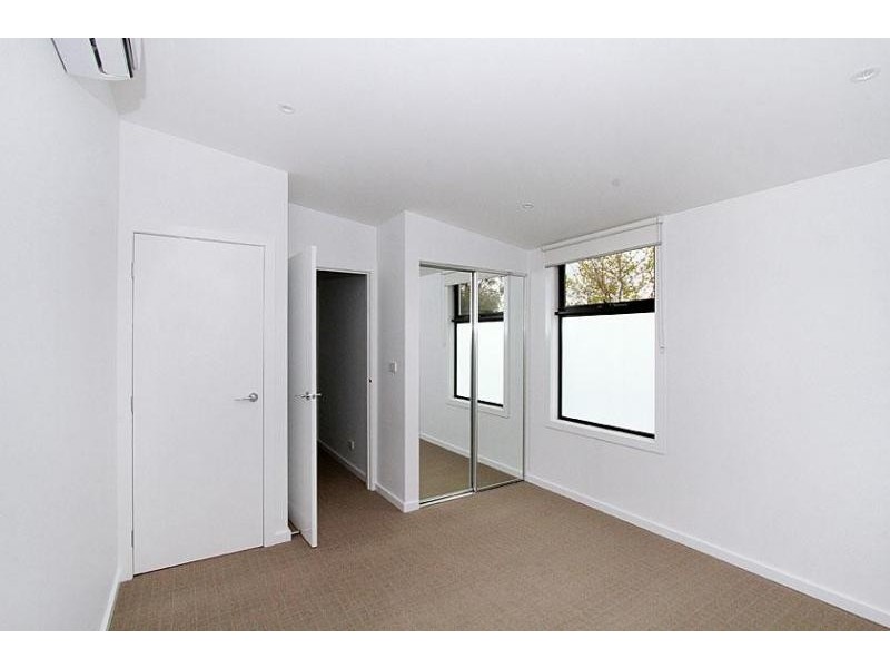 3/136 Victoria Road, Northcote VIC 3070