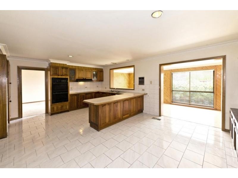 167 Martins Lane, Viewbank VIC 3084