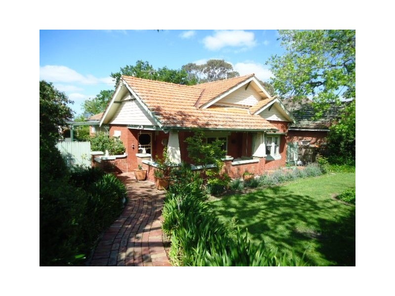 61 The Eyrie, Eaglemont VIC 3084