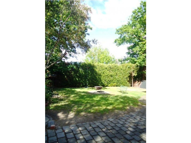 61 The Eyrie, Eaglemont VIC 3084