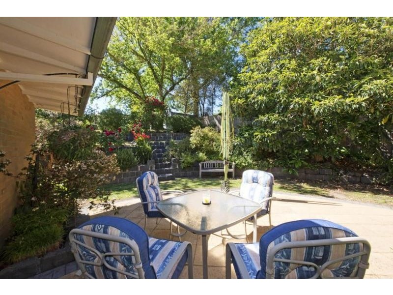 4 Thyer Road, Ivanhoe VIC 3079