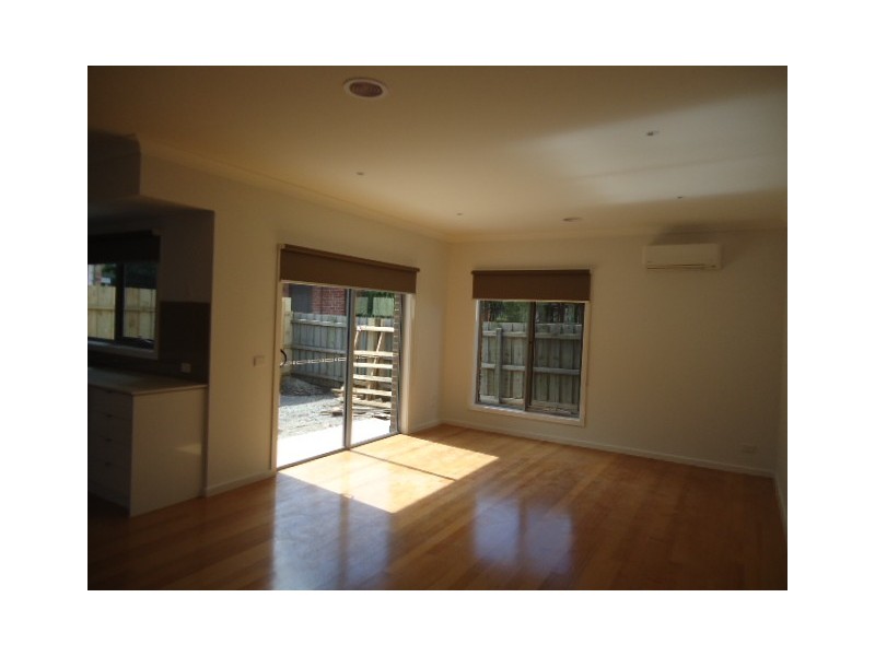 2/274 Oriel Road, Heidelberg West VIC 3081