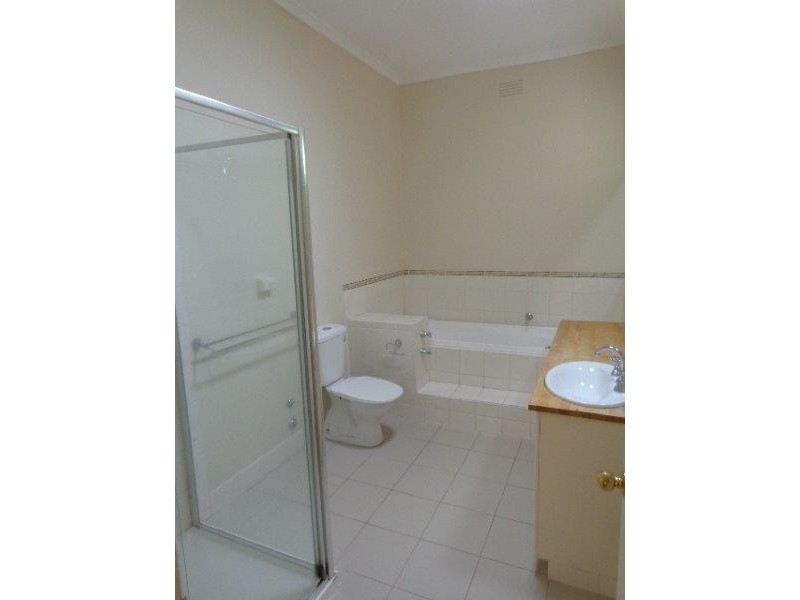 16 Studley Road, Ivanhoe VIC 3079