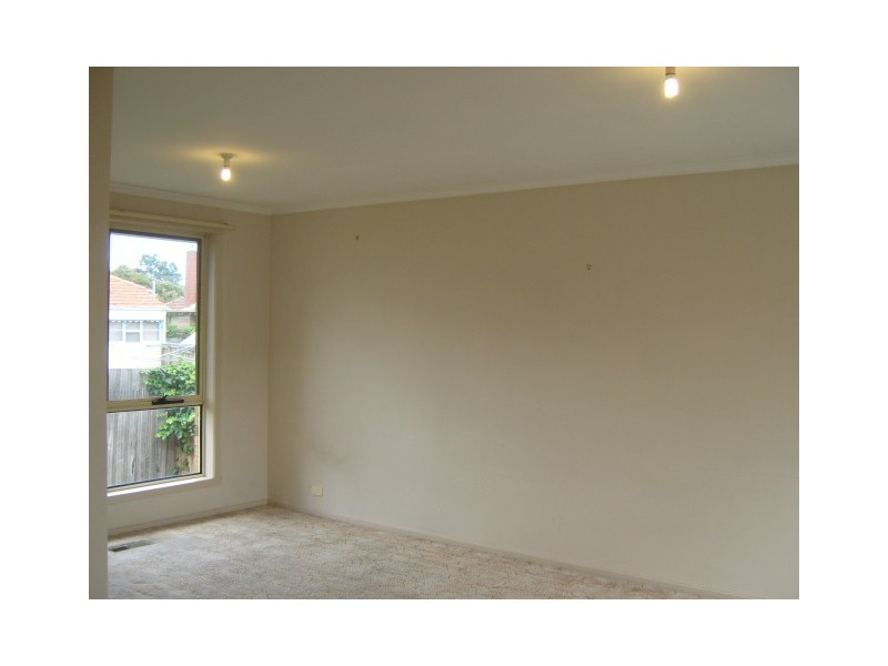 2/31 Montgomery Street, Heidelberg Heights VIC 3081