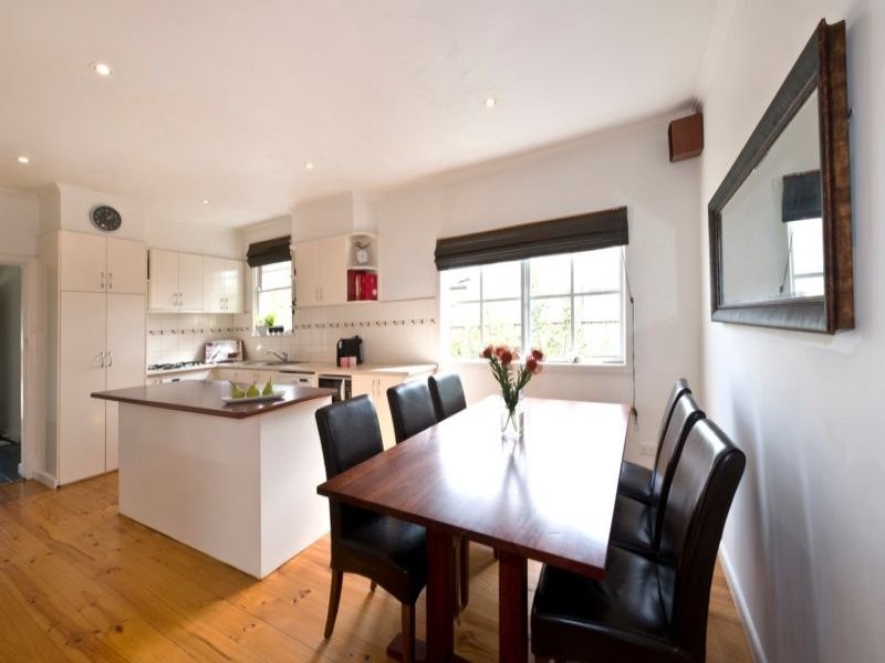 17 Derna Street, Heidelberg West VIC 3081