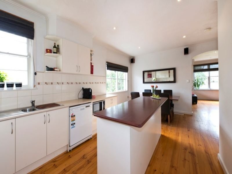 17 Derna Street, Heidelberg West VIC 3081