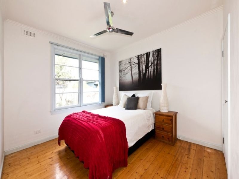 17 Derna Street, Heidelberg West VIC 3081