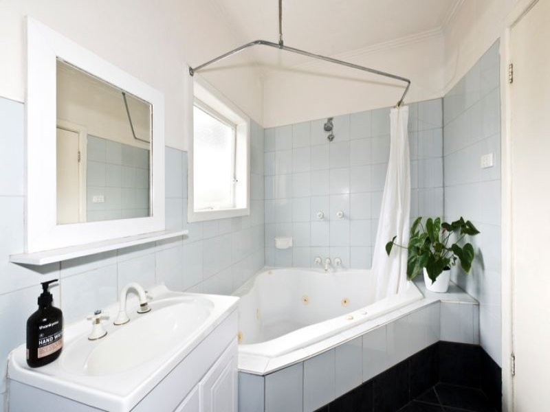 17 Derna Street, Heidelberg West VIC 3081