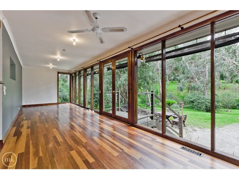 4 Stornoway Glen, Viewbank VIC 3084