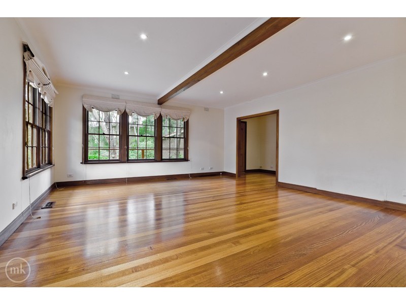 4 Stornoway Glen, Viewbank VIC 3084