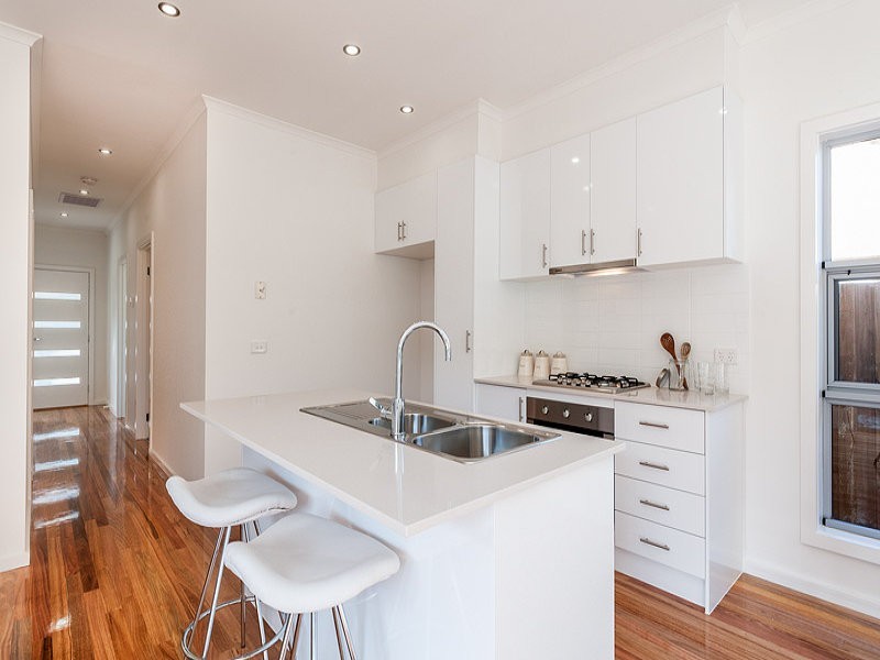 57 Porter Road, Heidelberg Heights VIC 3081