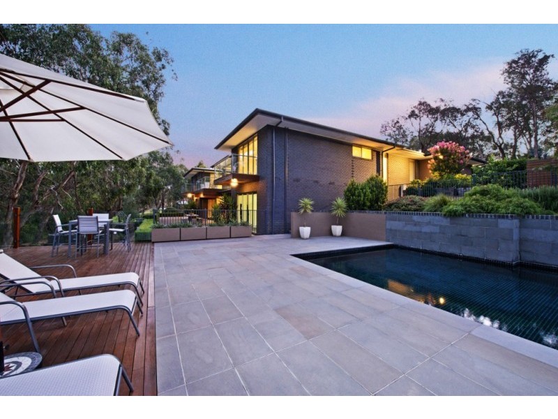 94 McLennans Road, Plenty VIC 3090