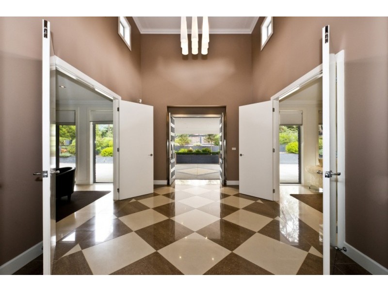 94 McLennans Road, Plenty VIC 3090