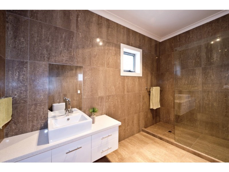 94 McLennans Road, Plenty VIC 3090