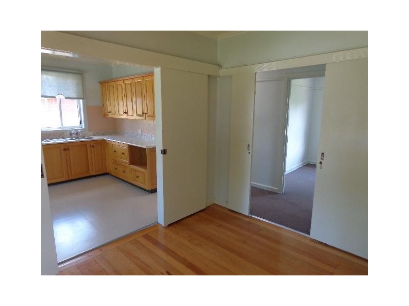 29 Brunei Crescent, Heidelberg West VIC 3081