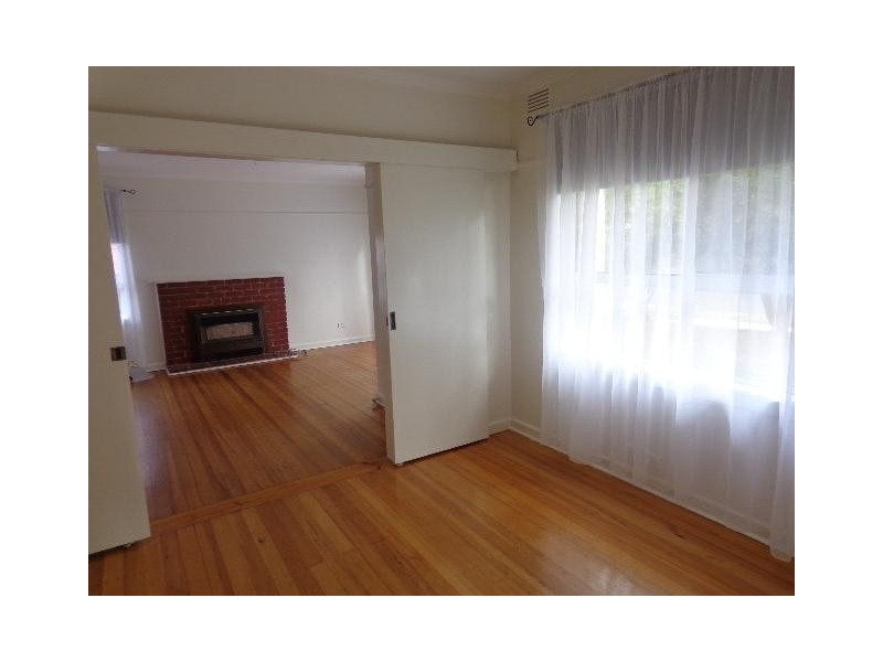 29 Brunei Crescent, Heidelberg West VIC 3081