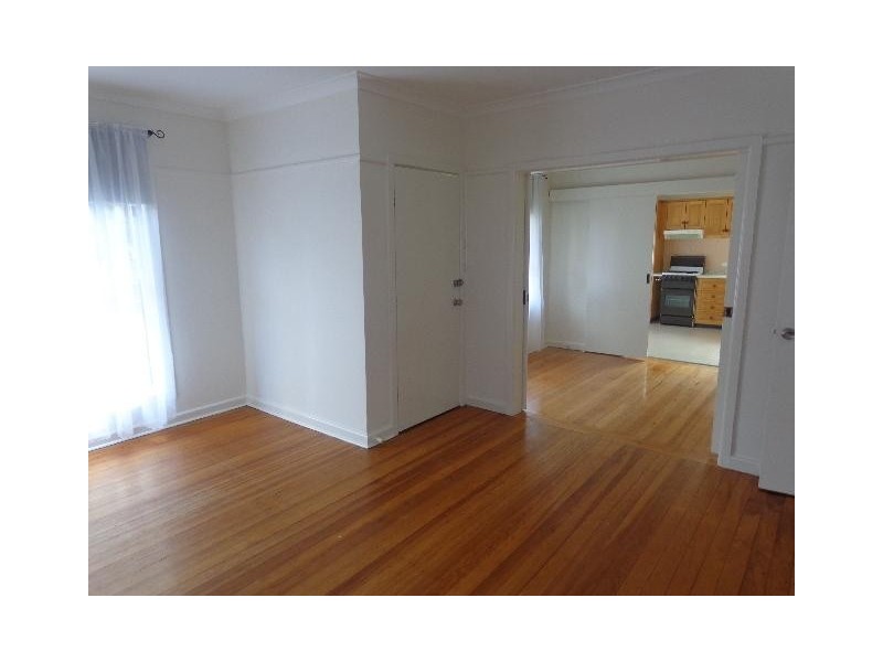 29 Brunei Crescent, Heidelberg West VIC 3081