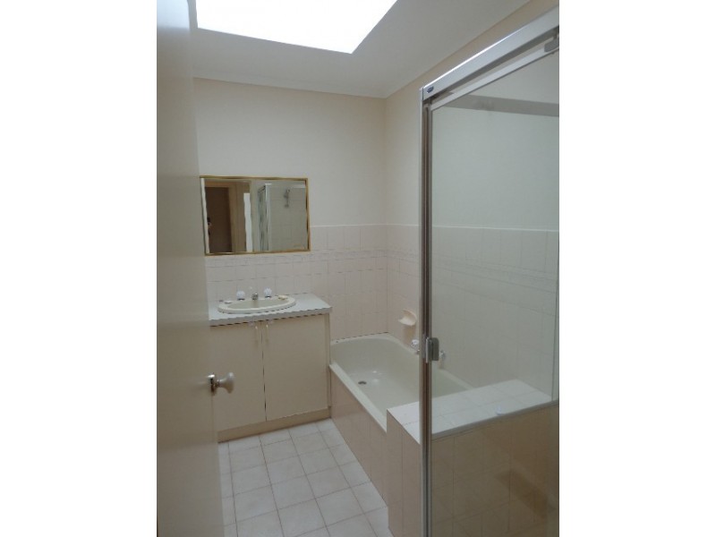 1/31 Montgomery Street, Heidelberg Heights VIC 3081