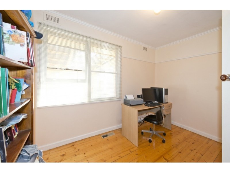 293 Oriel Road, Heidelberg West VIC 3081