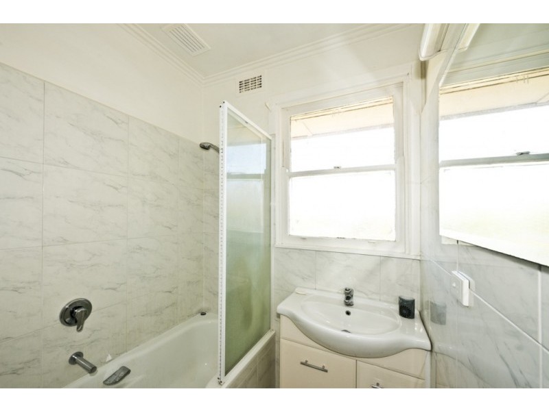 293 Oriel Road, Heidelberg West VIC 3081