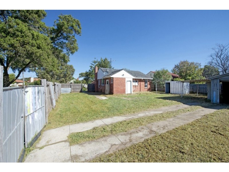 18 Redwood Street, Heidelberg West VIC 3081