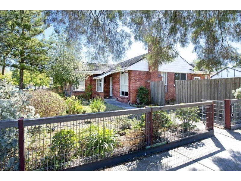 18 Redwood Street, Heidelberg West VIC 3081