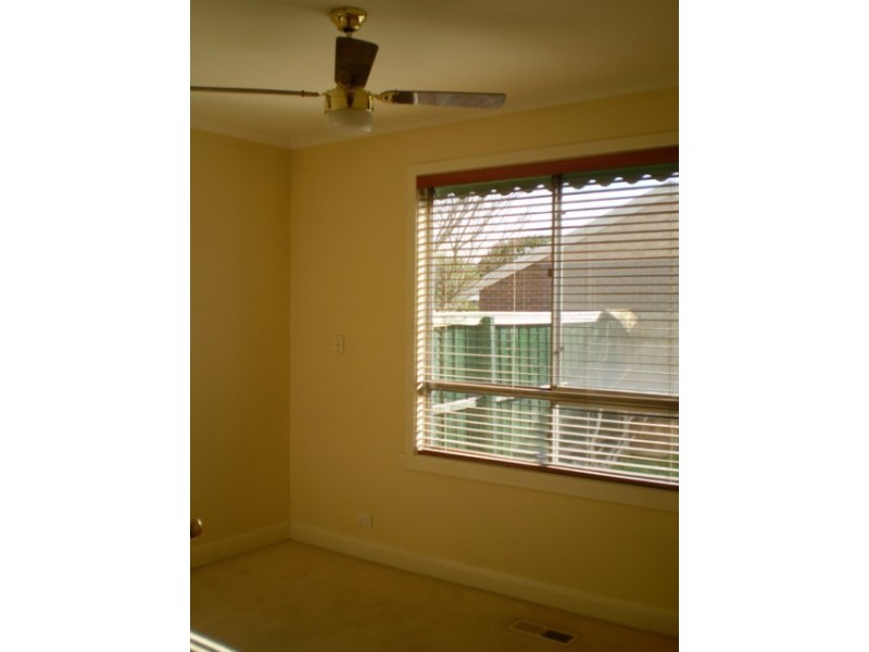 2 Wilkinson Crescent, Bellfield VIC 3081